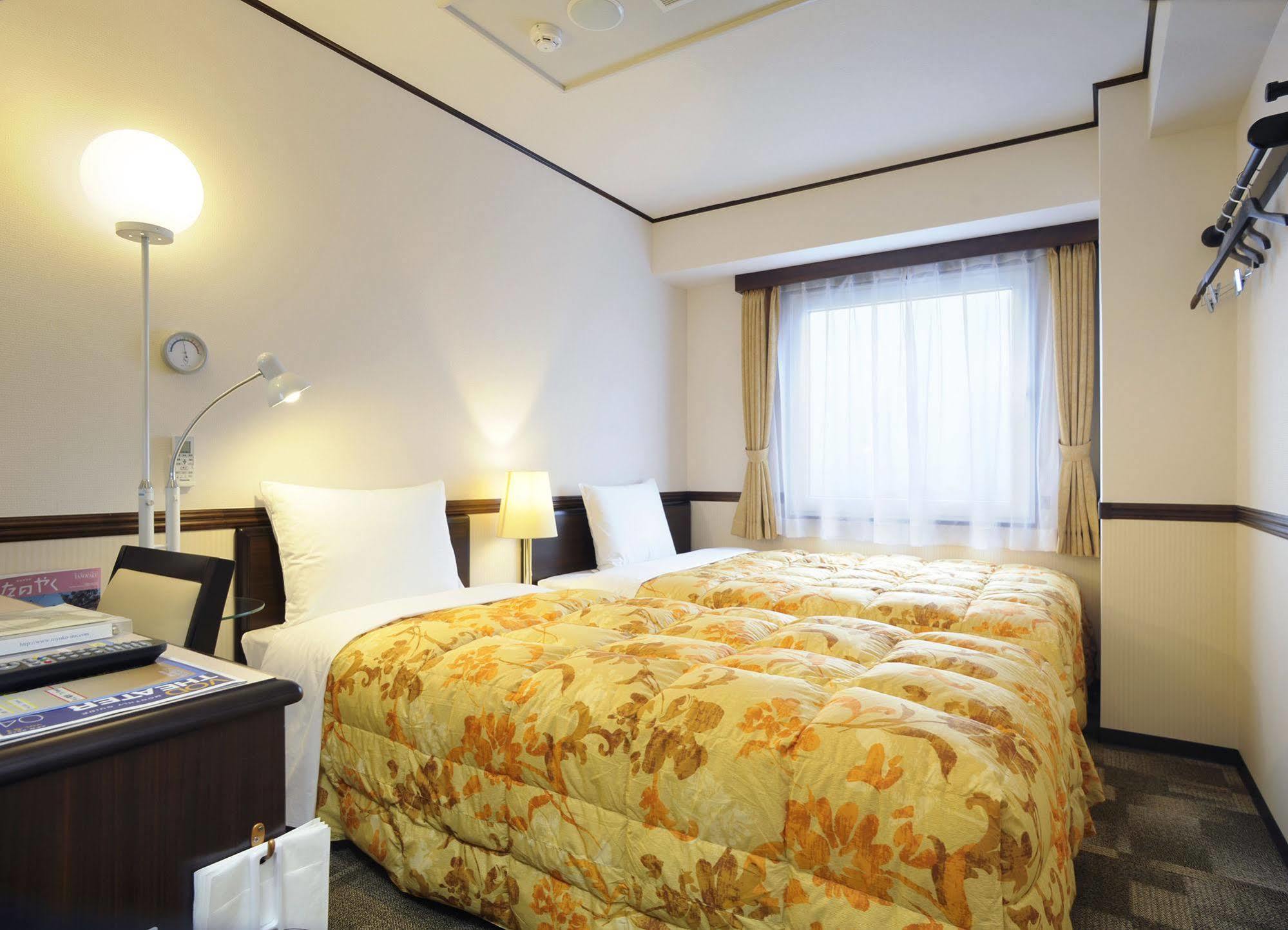 Toyoko Inn Tokyo Akigawa-Eki Kita-Guchi Akiruno Eksteriør bilde